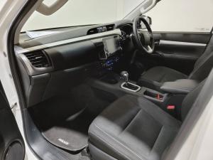 Toyota Hilux 2.8GD-6 48V double cab 4x4 Raider - Image 7