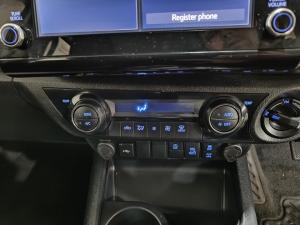 Toyota Hilux 2.8GD-6 48V double cab 4x4 Raider - Image 14