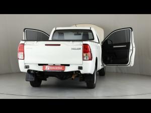 Toyota Hilux 2.0 single cab S (aircon) - Image 9