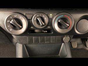 Toyota Hilux 2.0 single cab S (aircon) - Image 29