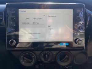 Toyota Hilux 2.4GD-6 single cab Raider manual - Image 12