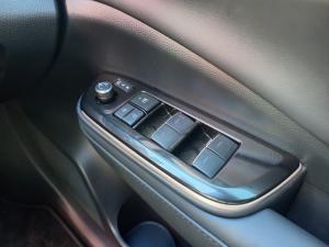 Toyota Crown 2.5 Hybrid E-Four - Image 22