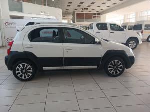 Toyota Etios Cross 1.5 Xs 5-Door - Image 3