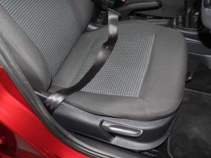 Volkswagen Polo Vivo 1.4 Comfortline - Image 17