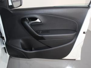 Volkswagen Polo Vivo 1.6 Style - Image 15