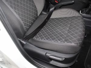 Volkswagen Polo Vivo 1.6 Style - Image 17