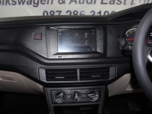 Volkswagen Polo 1.6 Tiptronic - Image 11