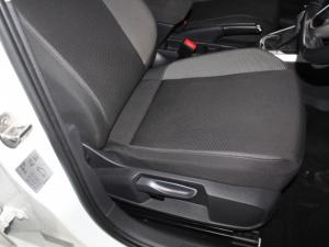 Volkswagen Polo 1.0 TSI Life DSG - Image 17