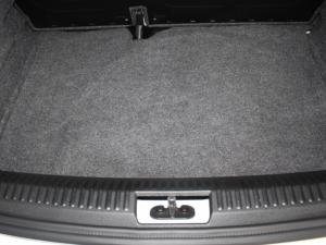 Volkswagen Polo Vivo 1.4 Comfortline - Image 8