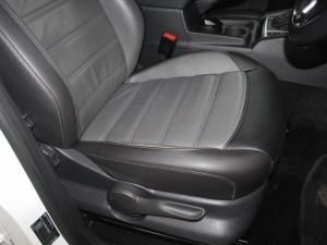Volkswagen Amarok 2.0 Bitdi Highline 132KW automatic D/C - Image 17