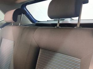 Volkswagen Polo Vivo 1.4 Comfortline - Image 14