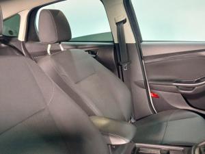 Ford Focus 1.5 Ecoboost Trend 5-Door - Image 15