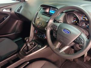 Ford Focus 1.5 Ecoboost Trend 5-Door - Image 9