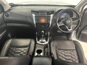 Nissan Navara 2.5DDTI LE/LE Plus automatic D/C - Image 7