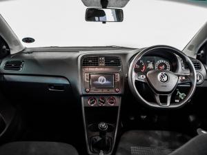 Volkswagen Polo Vivo hatch 1.4 Comfortline - Image 11
