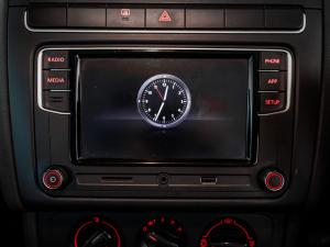 Volkswagen Polo Vivo hatch 1.4 Comfortline - Image 12