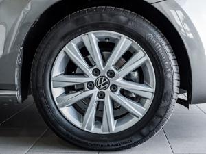 Volkswagen Polo Vivo hatch 1.4 Comfortline - Image 16