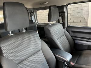 Suzuki Jimny 1.5 GLX AllGrip 3-door manual - Image 9