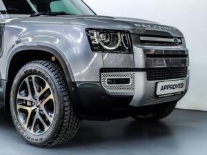 Land Rover Defender 110 D300 SE - Image 3