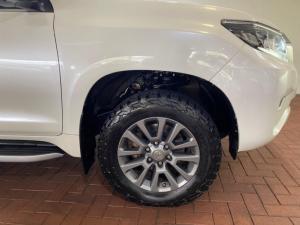 Toyota Land Cruiser Prado 3.0DT VX-L - Image 6
