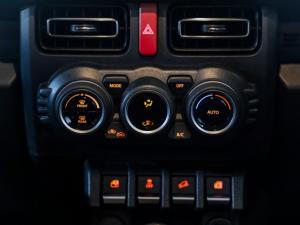 Suzuki Jimny 1.5 GLX AllGrip 5-door auto - Image 14