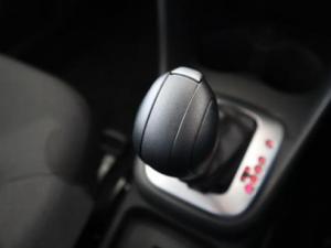 Volkswagen Polo Vivo hatch 1.6 Comfortline auto - Image 20