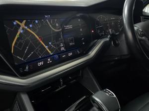 Volkswagen Touareg V6 TDI Luxury - Image 9