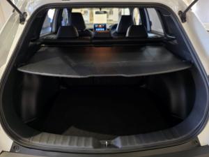Toyota Corolla Cross 1.8 Xi - Image 11