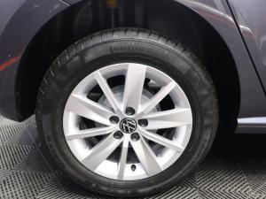 Volkswagen Polo Vivo hatch 1.4 Trendline - Image 7