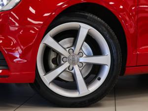 Audi A3 sedan 2.0TDI - Image 2