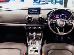 Audi A3 sedan 2.0TDI - Image 9