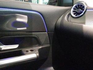 Mercedes-Benz GLA GLA200 Progressive - Image 17