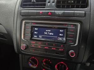 Volkswagen Polo sedan 1.4 Trendline - Image 8