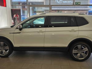 Volkswagen Tiguan Allspace 1.4TSI 110kW Life - Image 13