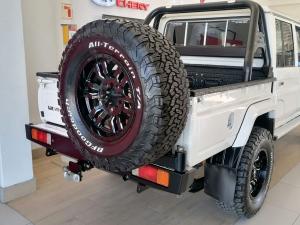 Toyota Land Cruiser 79 4.5D-4D V8 double cab LX - Image 7