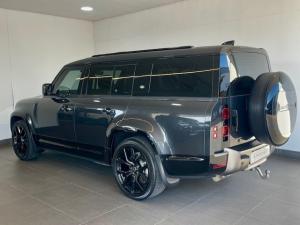 Land Rover Defender 130 D300 X-Dynamic HSE - Image 19