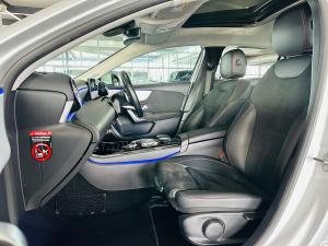 Mercedes-Benz A-Class A250 sedan AMG Line - Image 5