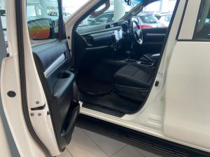 Toyota Hilux 2.4GD-6 double cab 4x4 Raider auto - Image 7