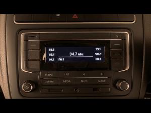 Volkswagen Polo Vivo hatch 1.4 Trendline - Image 23