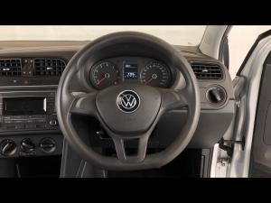Volkswagen Polo Vivo hatch 1.4 Trendline - Image 24