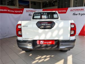 Toyota Hilux 2.8GD-6 Xtra cab Legend manual - Image 5