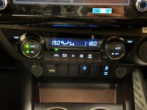 Toyota Hilux 2.8GD-6 48V double cab Raider - Image 14
