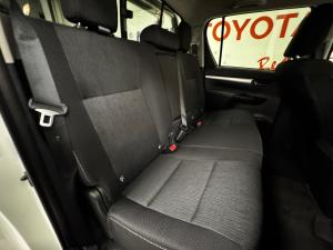 Toyota Hilux 2.8GD-6 48V double cab Raider - Image 15