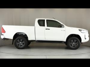Toyota Hilux 2.4GD-6 Xtra cab Raider manual - Image 3