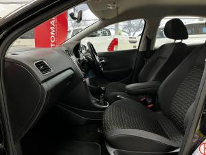 Volkswagen Polo Vivo hatch 1.6 Maxx - Image 7