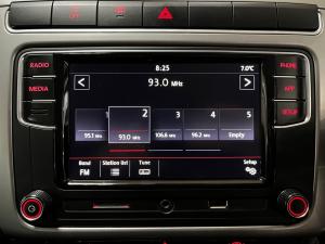 Volkswagen Polo Vivo hatch 1.6 Maxx - Image 8