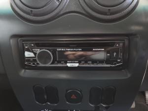 Nissan NP200 1.6i safety pack (aircon) - Image 11