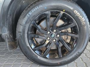 Land Rover Discovery Sport HSE TD4 - Image 17