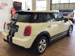 MINI Hatch Cooper Hatch 5-door - Image 2