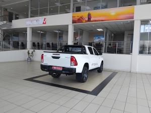 Toyota Hilux 2.4GD-6 double cab Raider auto - Image 2